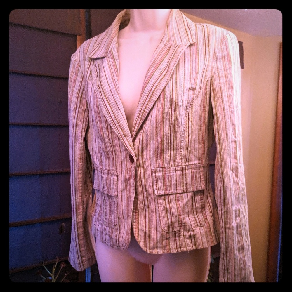 Rue21 brand multi color Blazer size medium